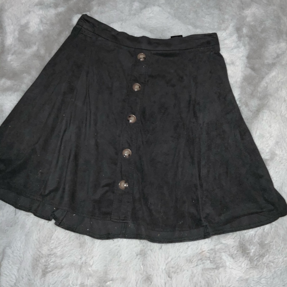 Black velvet “stood” skirt